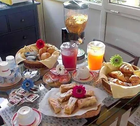 Alojamento de Acomodação e Pequeno-almoço Stella Maris 3*