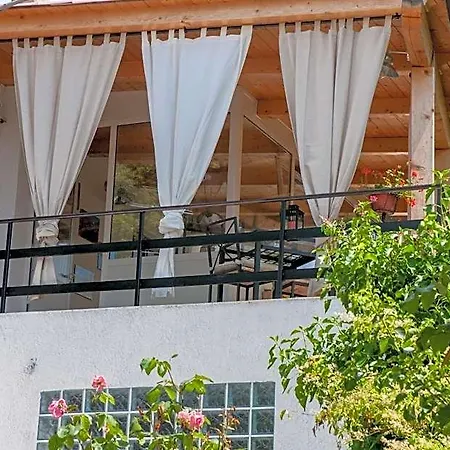 Alojamento de Acomodação e Pequeno-almoço Stella Maris Duino